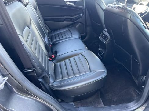 Used 2016 Ford Edge SEL w/ Equipment Group 201A AWD/4WD image 8