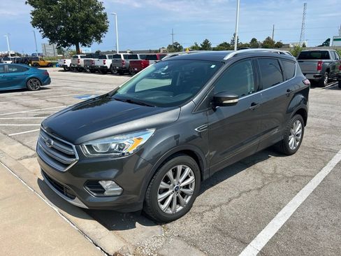 Used 2017 Ford Escape Titanium FWD image 1