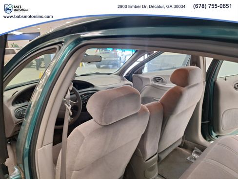 Used 1997 Ford Taurus GL FWD image 9