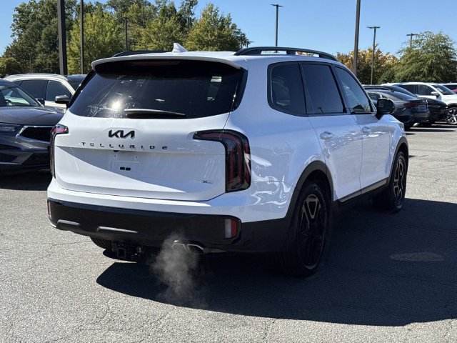 Used 2025 Kia Telluride SX Prestige X-Line AWD/4WD image 2