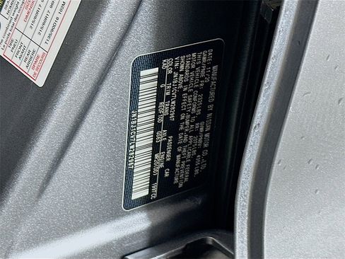 Certified 2020 Nissan Rogue Sport SV image 31