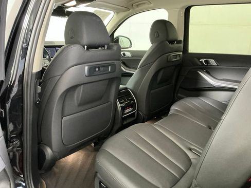 Used 2022 BMW X7 xDrive40i AWD/4WD image 21