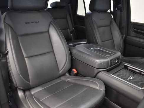 Used 2022 GMC Yukon Denali AWD/4WD image 6