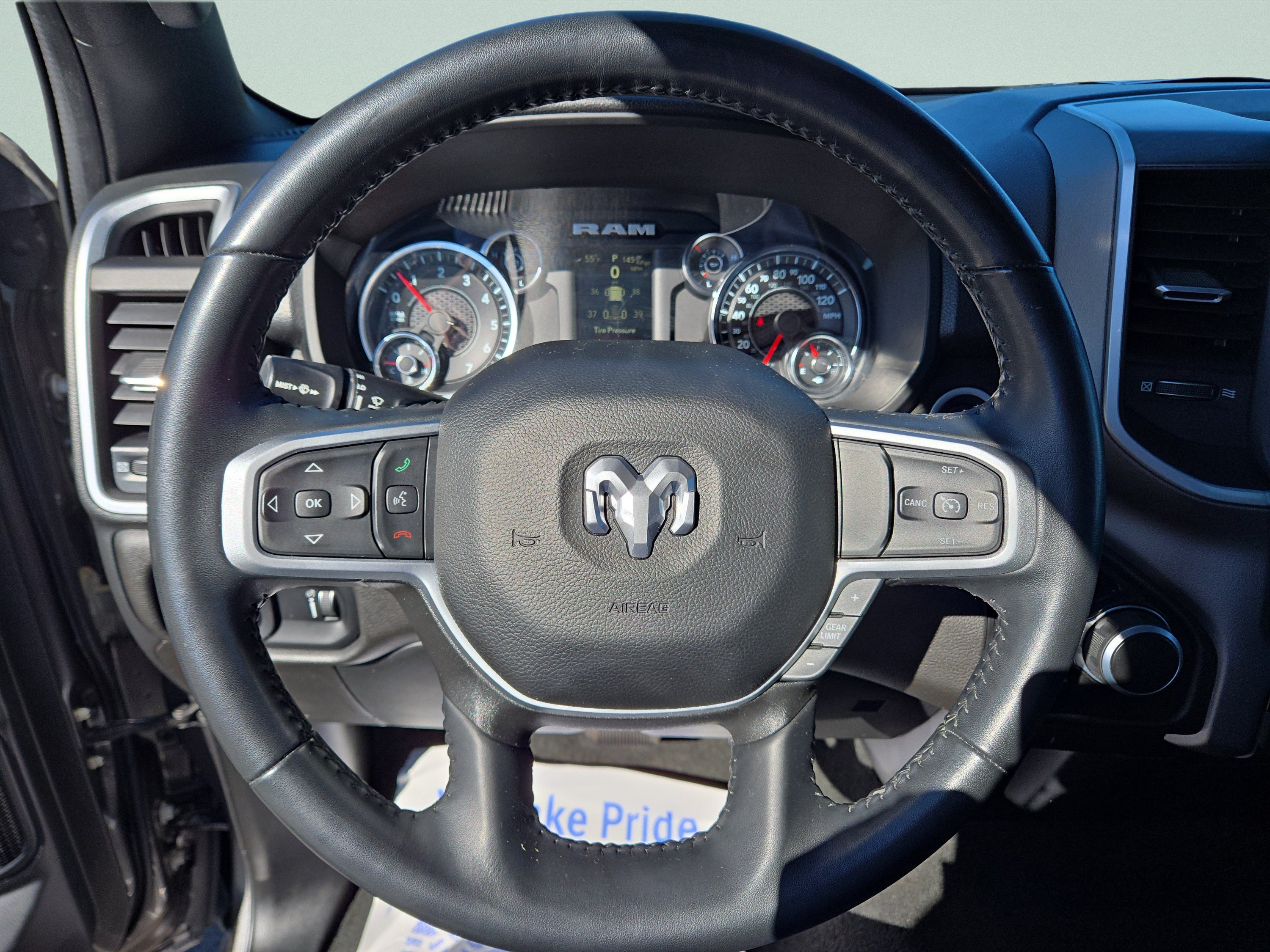 Used 2023 RAM 1500 Big Horn AWD/4WD image 13