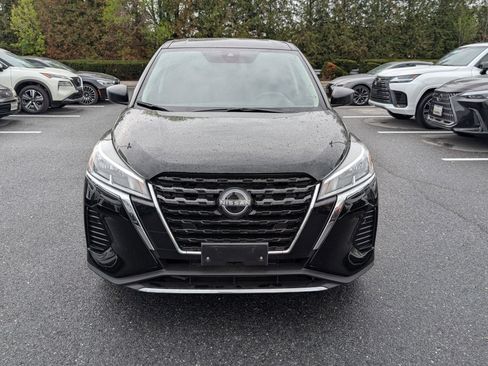 Used 2024 Nissan Kicks S FWD image 8