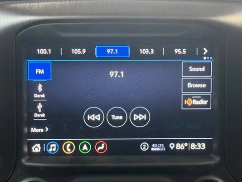 Used 2020 GMC Sierra 1500 AT4 w/ AT4 Premium Package AWD/4WD image 15