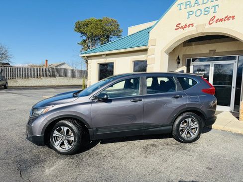 Used 2019 Honda CR-V LX image 3
