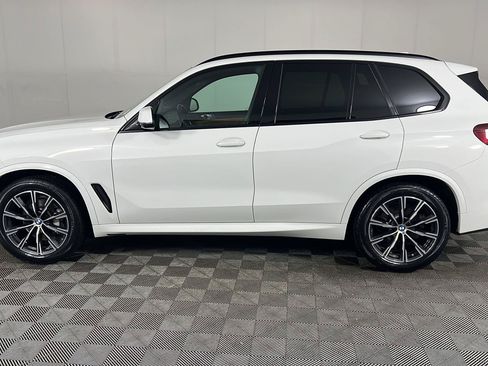 Used 2023 BMW X5 xDrive40i w/ M Sport Package AWD/4WD image 12