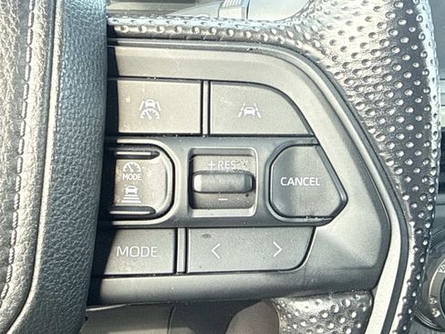 Used 2025 Toyota Tacoma SR5 image 23