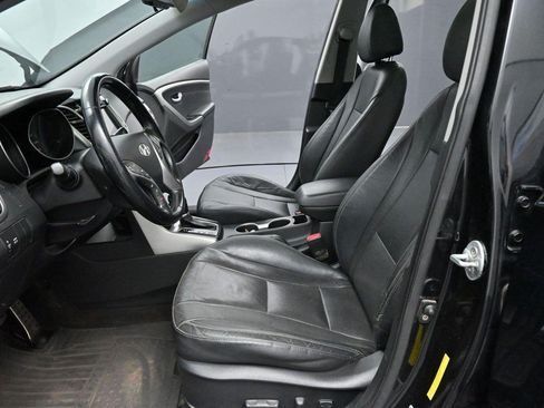 Used 2013 Hyundai Elantra GT w/ Style Pkg FWD image 12