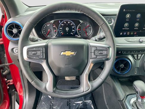 Used 2025 Chevrolet Blazer RS w/ Driver Confidence II Package FWD image 11