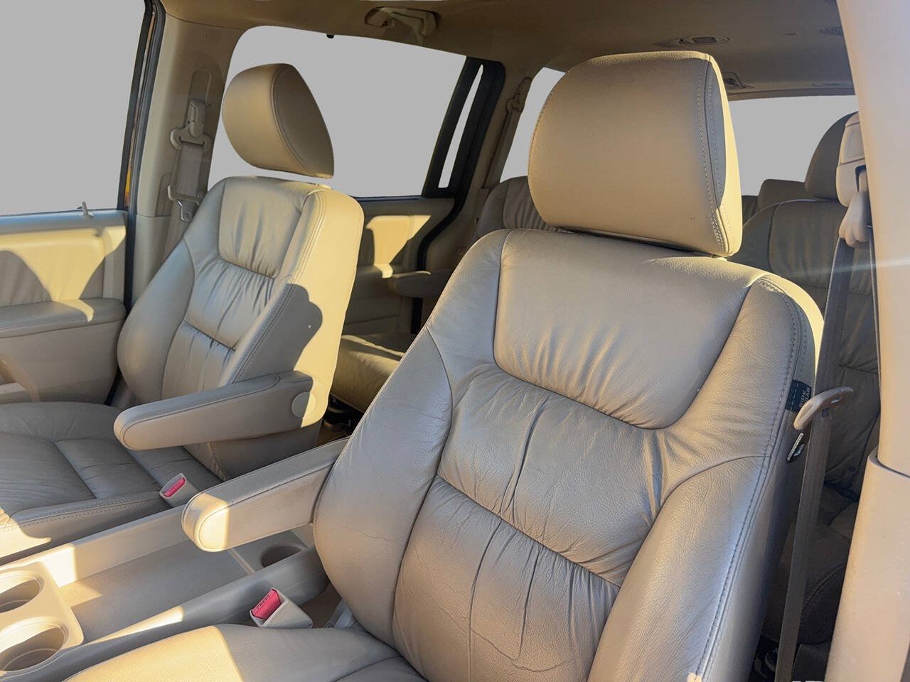Used 2010 Honda Odyssey EX-L image 13