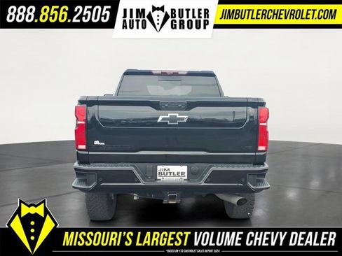 Used 2025 Chevrolet Silverado 2500 LTZ w/ LTZ Plus Package AWD/4WD image 22