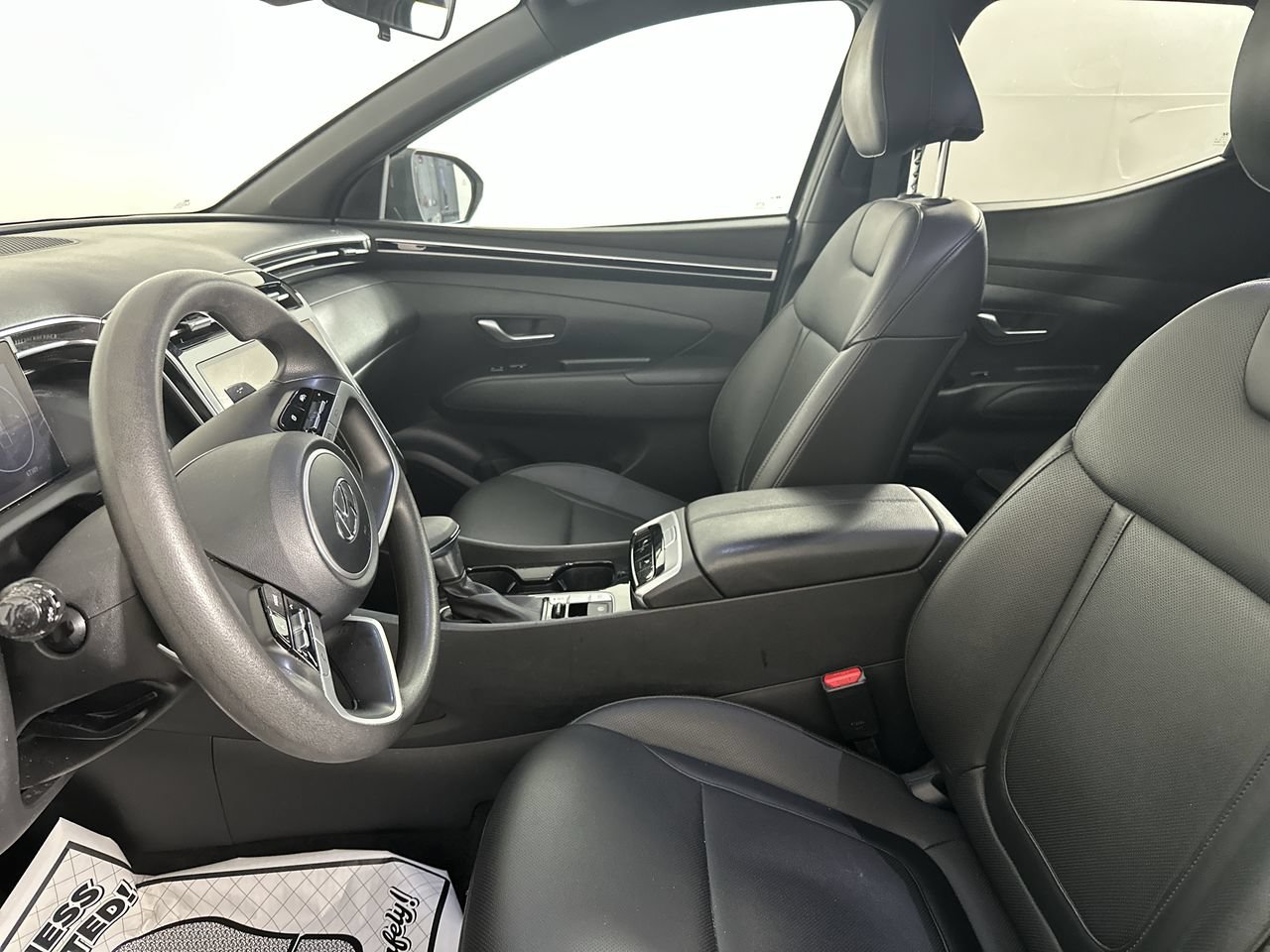 Used 2024 Hyundai Santa Cruz Night AWD/4WD image 2