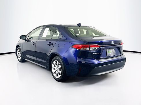 Used 2025 Toyota Corolla LE w/ Carpet Mat Package (TMS) FWD image 5