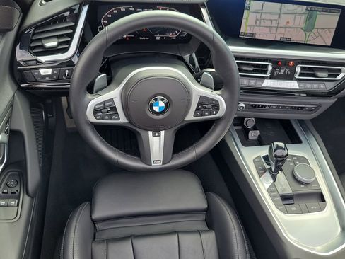 Used 2024 BMW Z4 M40i w/ Premium Package image 16
