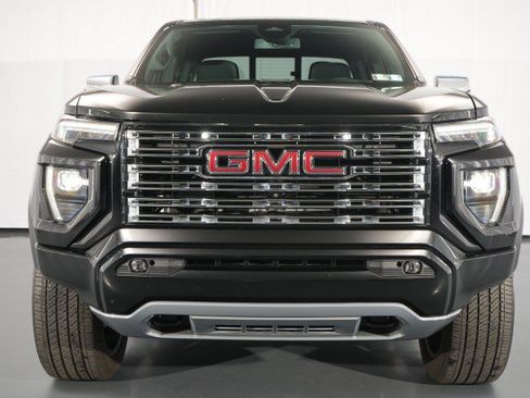 Used 2024 GMC Canyon Denali AWD/4WD image 5