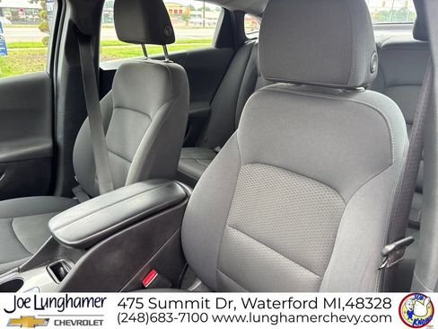 Used 2017 Chevrolet Malibu LT FWD image 13