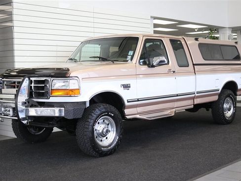 Used 1996 Ford F250 4x4 SuperCab image 1