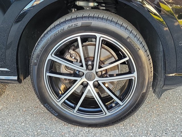 Certified 2026 Audi Q5 Premium Plus AWD/4WD image 7
