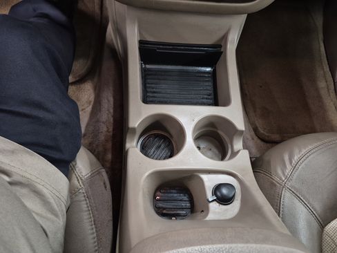 Used 2003 Ford Explorer Eddie Bauer image 26