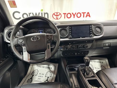 Used 2022 Toyota Tacoma TRD Off-Road image 21