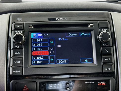 Used 2013 Toyota Tacoma PreRunner w/ TRD Off-Road Pkg RWD image 19