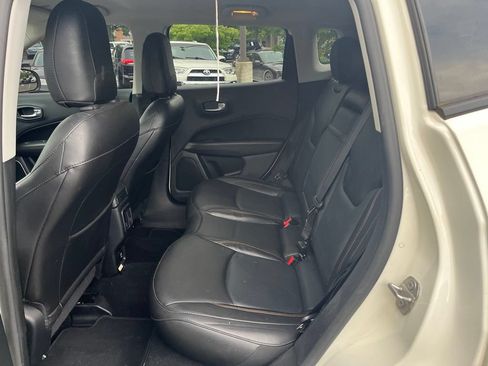Used 2019 Jeep Compass Limited AWD/4WD image 21