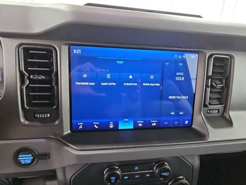 Used 2024 Ford Bronco Black Diamond AWD/4WD image 16