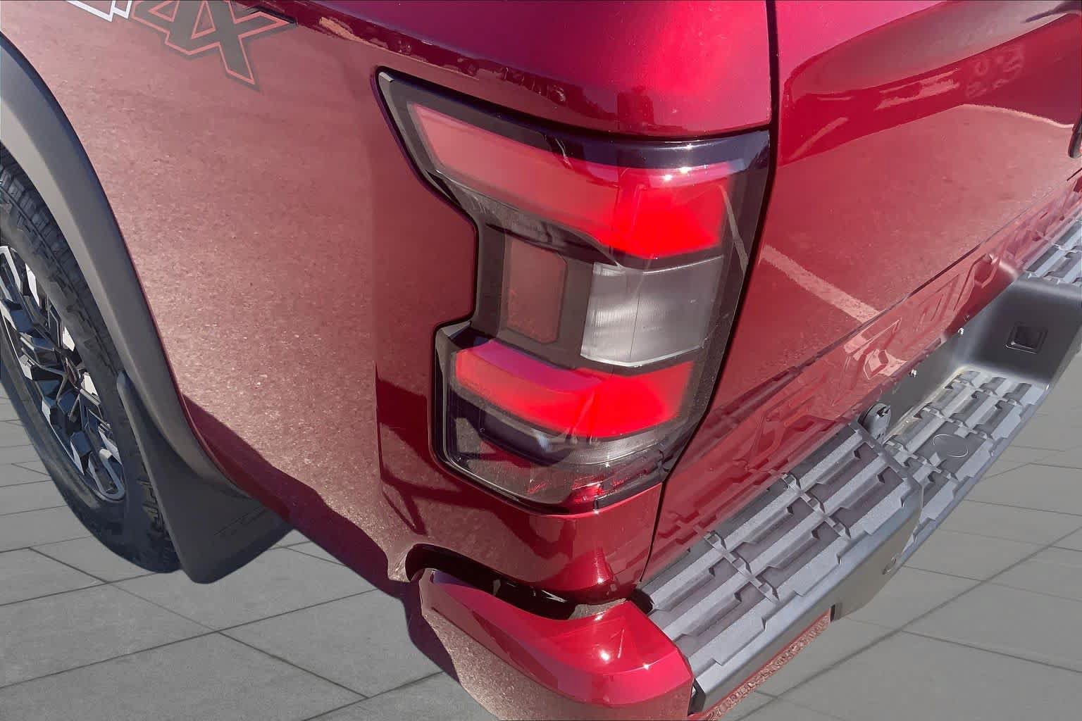Used 2022 Nissan Frontier PRO-4X w/ Off-Road Protection Package AWD/4WD image 28
