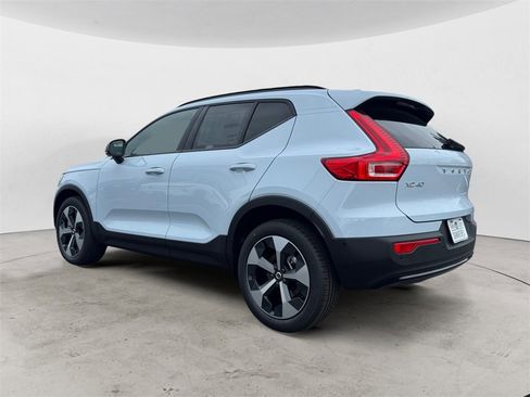 New 2026 Volvo XC40 B5 Plus w/ Protection Package Premier image 3