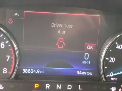 Used 2022 Ford Explorer XLT w/ Equipment Group 202A image 20