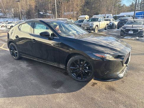 New 2026 MAZDA MAZDA3 Hatchback w/Premium Plus Pkg image 7