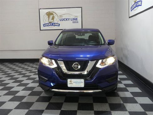 Used 2020 Nissan Rogue S AWD/4WD image 2
