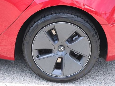 Used 2023 Tesla Model 3 Standard Range RWD image 7