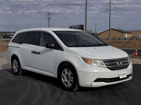 Used 2013 Honda Odyssey LX image 27