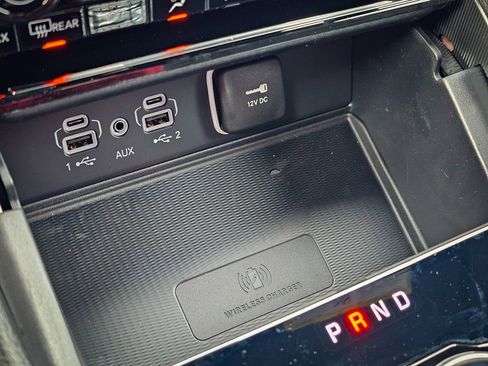 New 2025 Jeep Grand Cherokee Laredo X w/ Luxury Tech Group I image 27