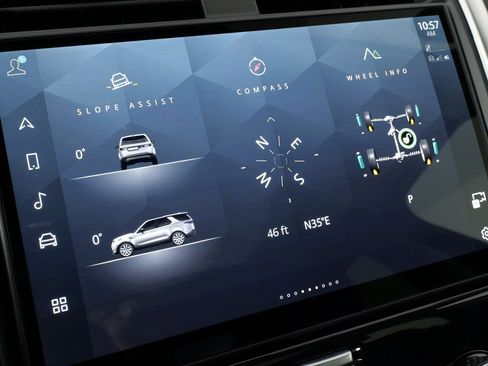 Used 2024 Land Rover Discovery S image 61