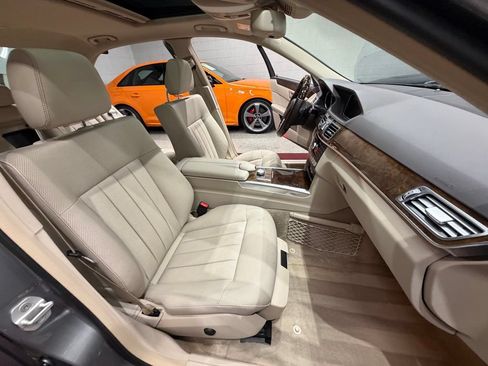 Used 2014 Mercedes-Benz E 350 4MATIC Sedan image 46
