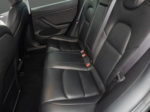 Used 2022 Tesla Model 3 Long Range image 28