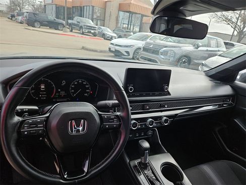 Used 2025 Honda Civic Sport image 18