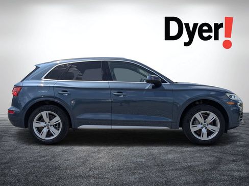 Used 2018 Audi Q5 2.0T Premium Plus w/ Premium Plus Package AWD/4WD image 2