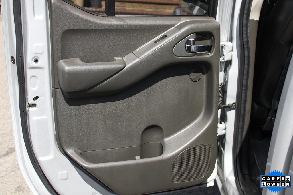Used 2021 Nissan Frontier PRO-4X w/ Pro-4x Utility Package AWD/4WD image 28