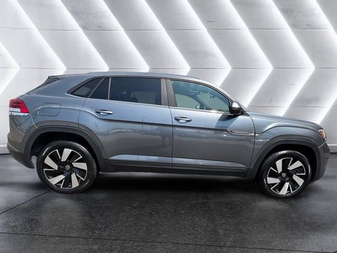 Used 2024 Volkswagen Atlas Cross Sport SE AWD/4WD image 5