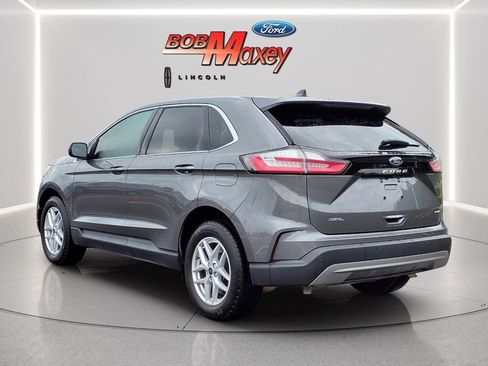 Used 2024 Ford Edge SEL AWD/4WD image 7