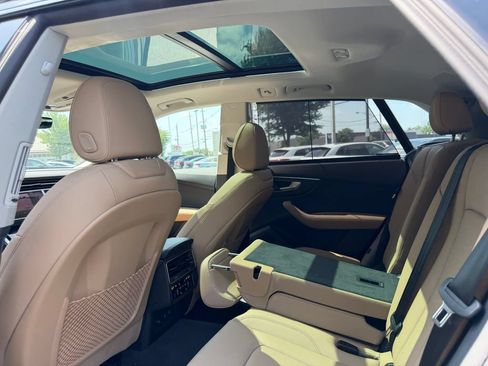 New 2026 Audi Q8 Premium Plus AWD/4WD image 24