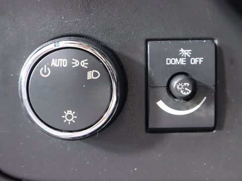 Used 2014 Chevrolet Express 2500 Extended RWD image 10