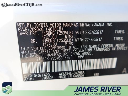 Used 2025 Toyota RAV4 XLE image 38