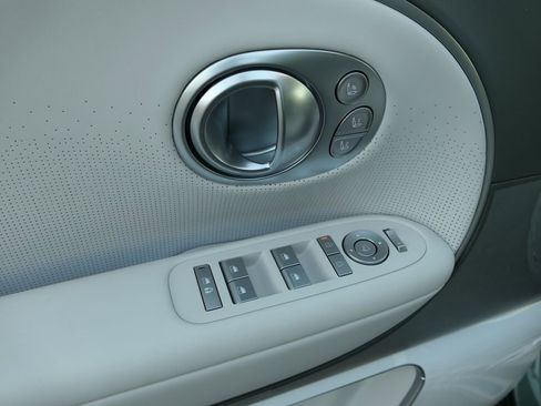 New 2026 Hyundai Ioniq 9 Calligraphy w/ Tow & Go Package image 9