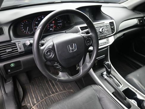 Used 2014 Honda Accord Sport image 12